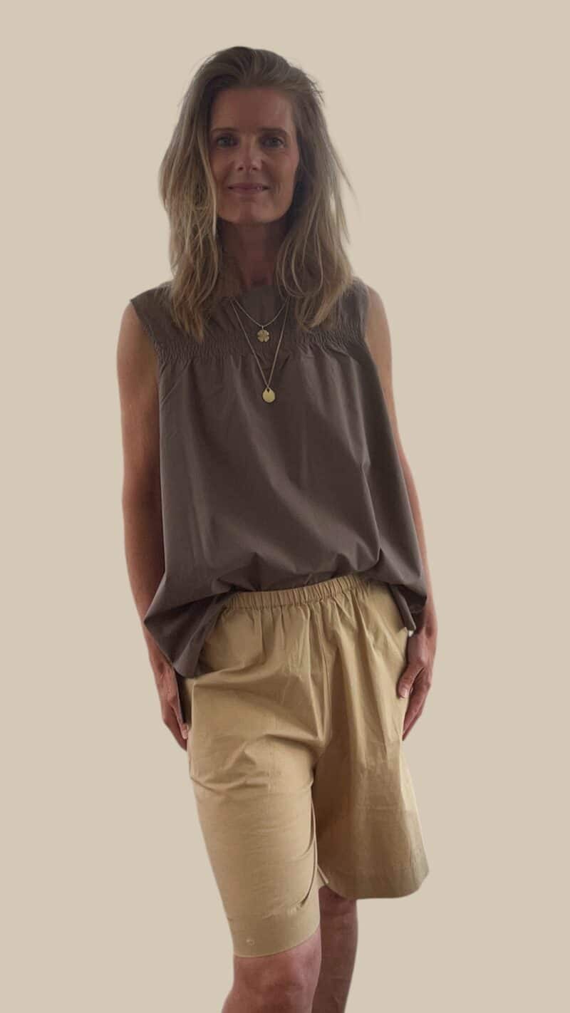 LAURA BELL TOP - BROWN - Image 2